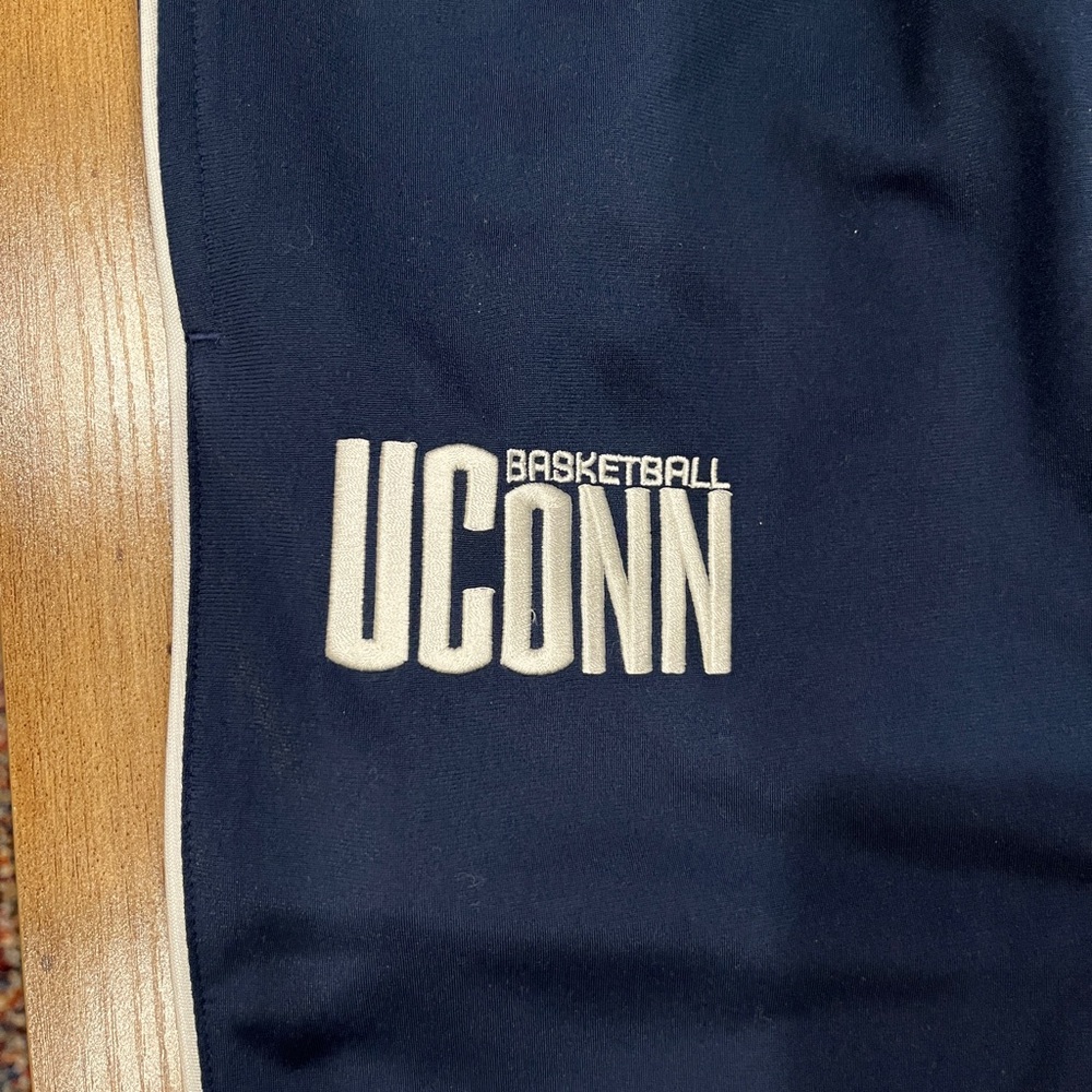 UConn Basketball Nike Sweatpants